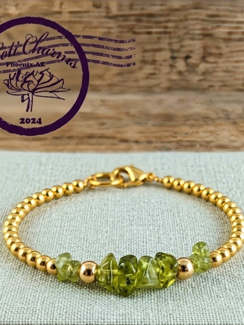 Natural Bright Green Peridot Chips & Gold Ball Beads Bracelet